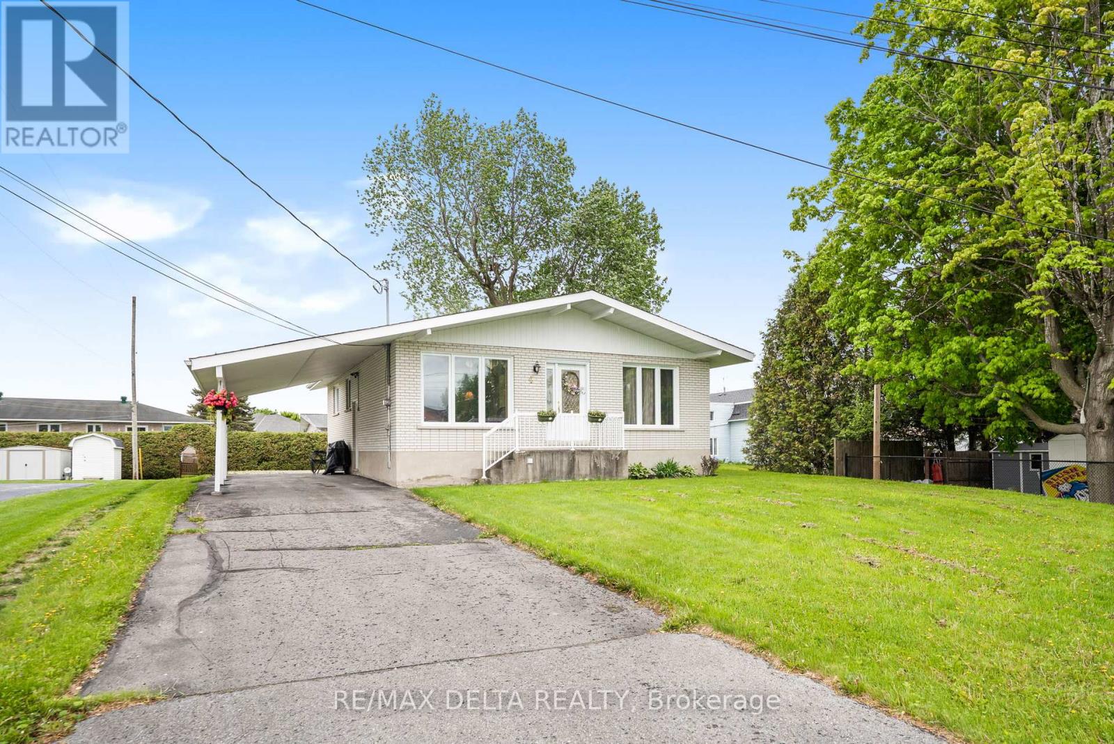 4 SABOURIN STREET