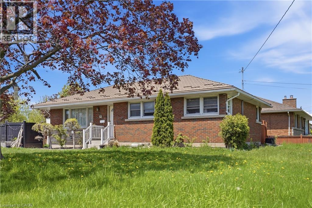 42 SUNNYLEA Drive