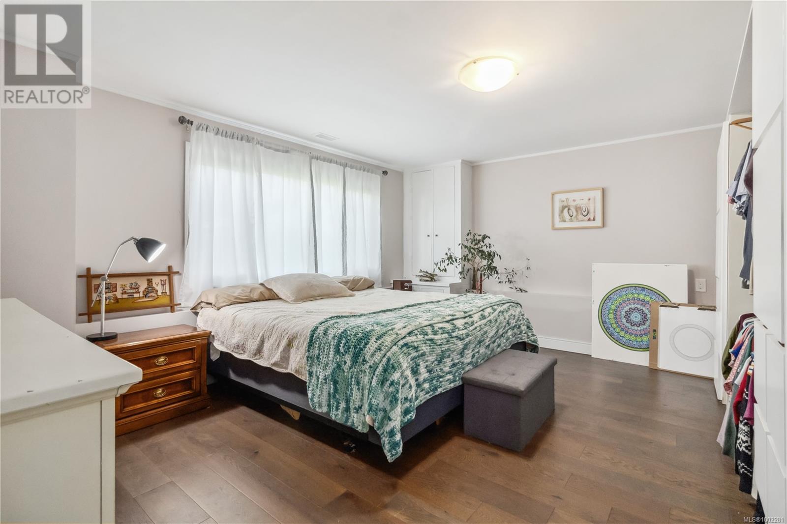 10343 Patricia Pl