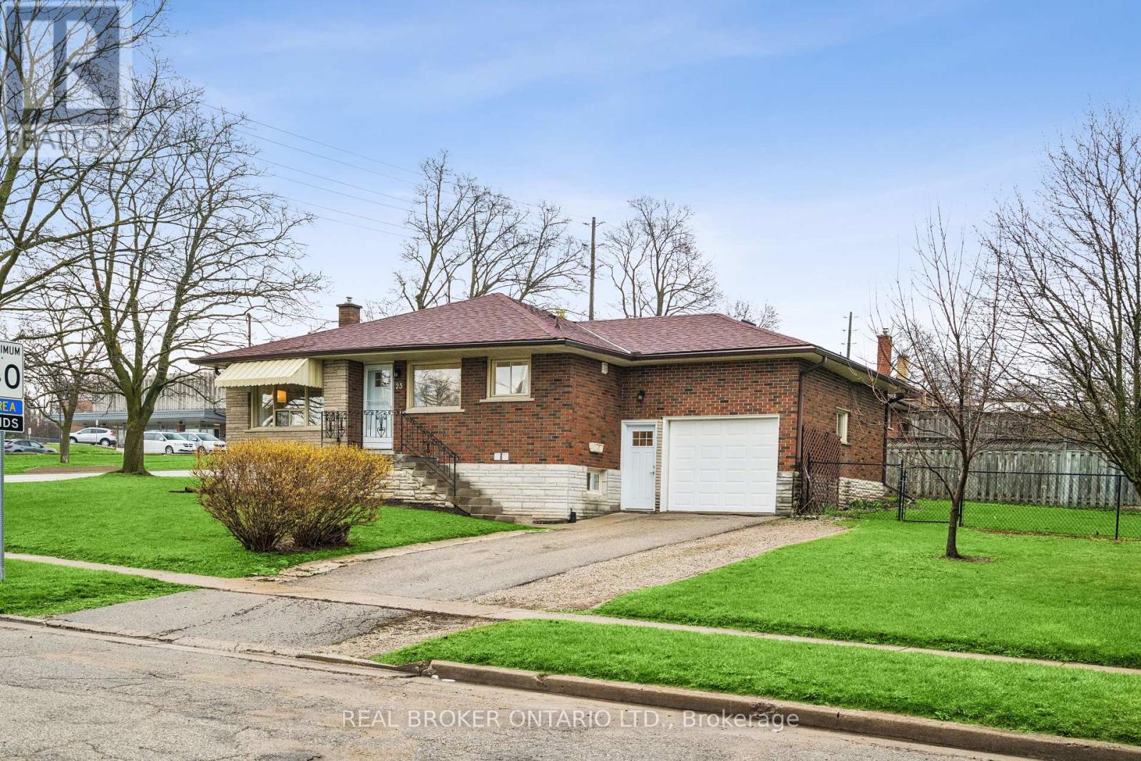 23 KNIGHTSWOOD BOULEVARD