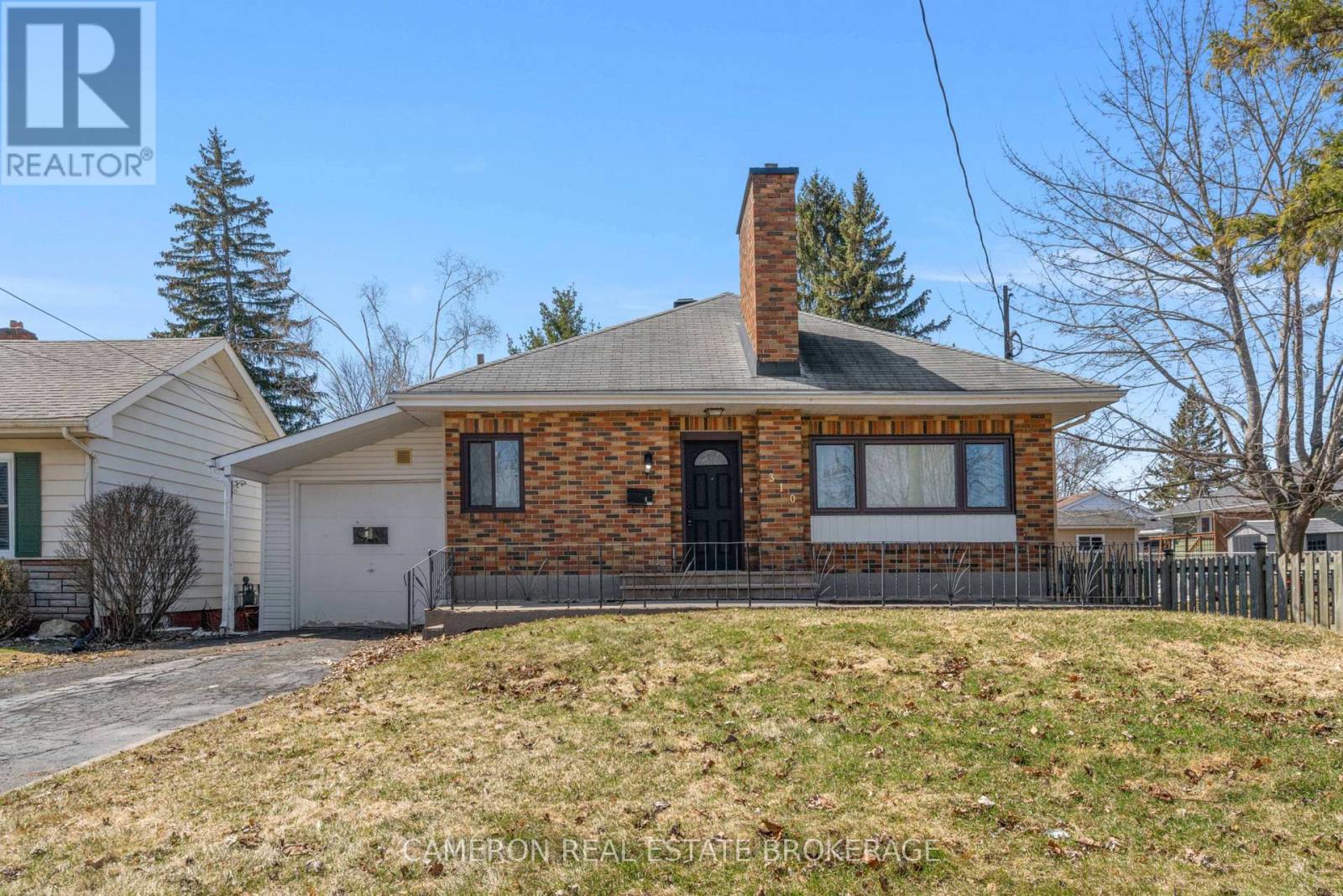 Photo 1 of 21 — 310 WESTMORELAND AVENUE, Cornwall, ON K6J2G9