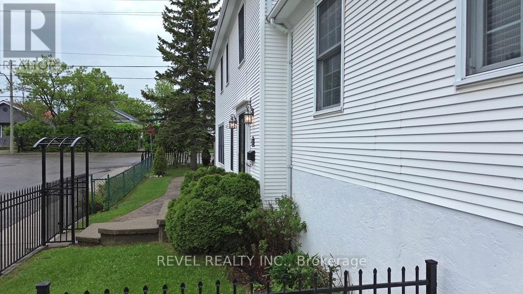 241 PATRICIA BOULEVARD