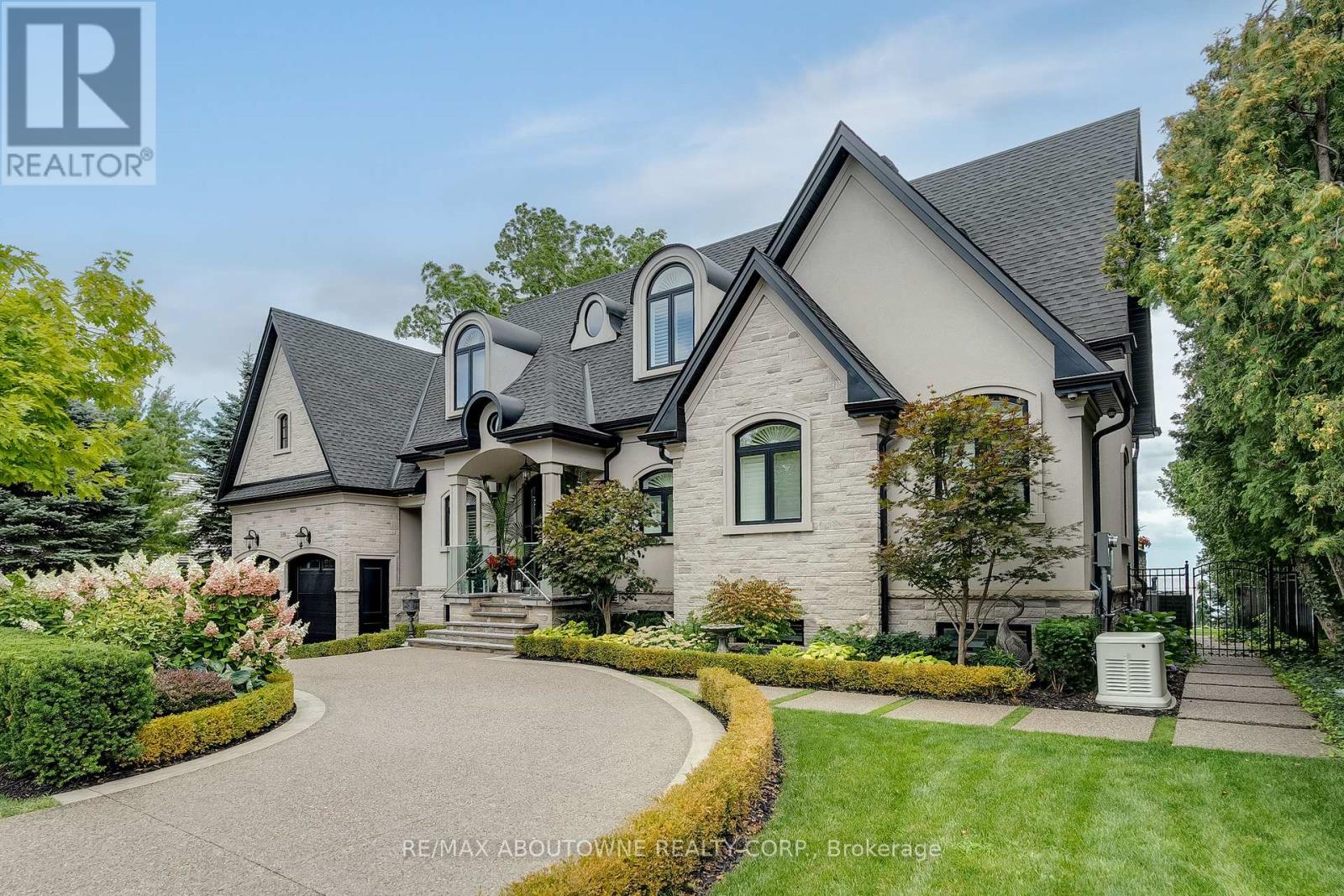 3188 LAKESHORE ROAD