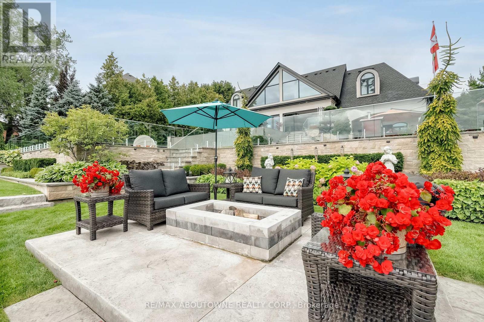 3188 LAKESHORE ROAD