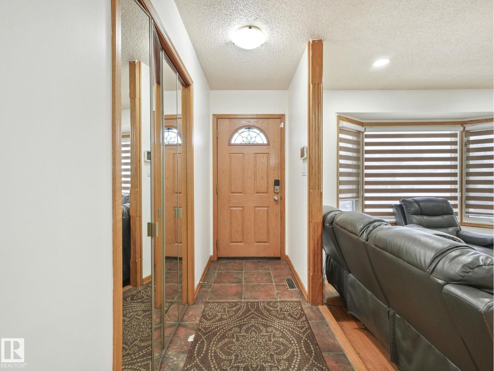 17204 98 ST NW