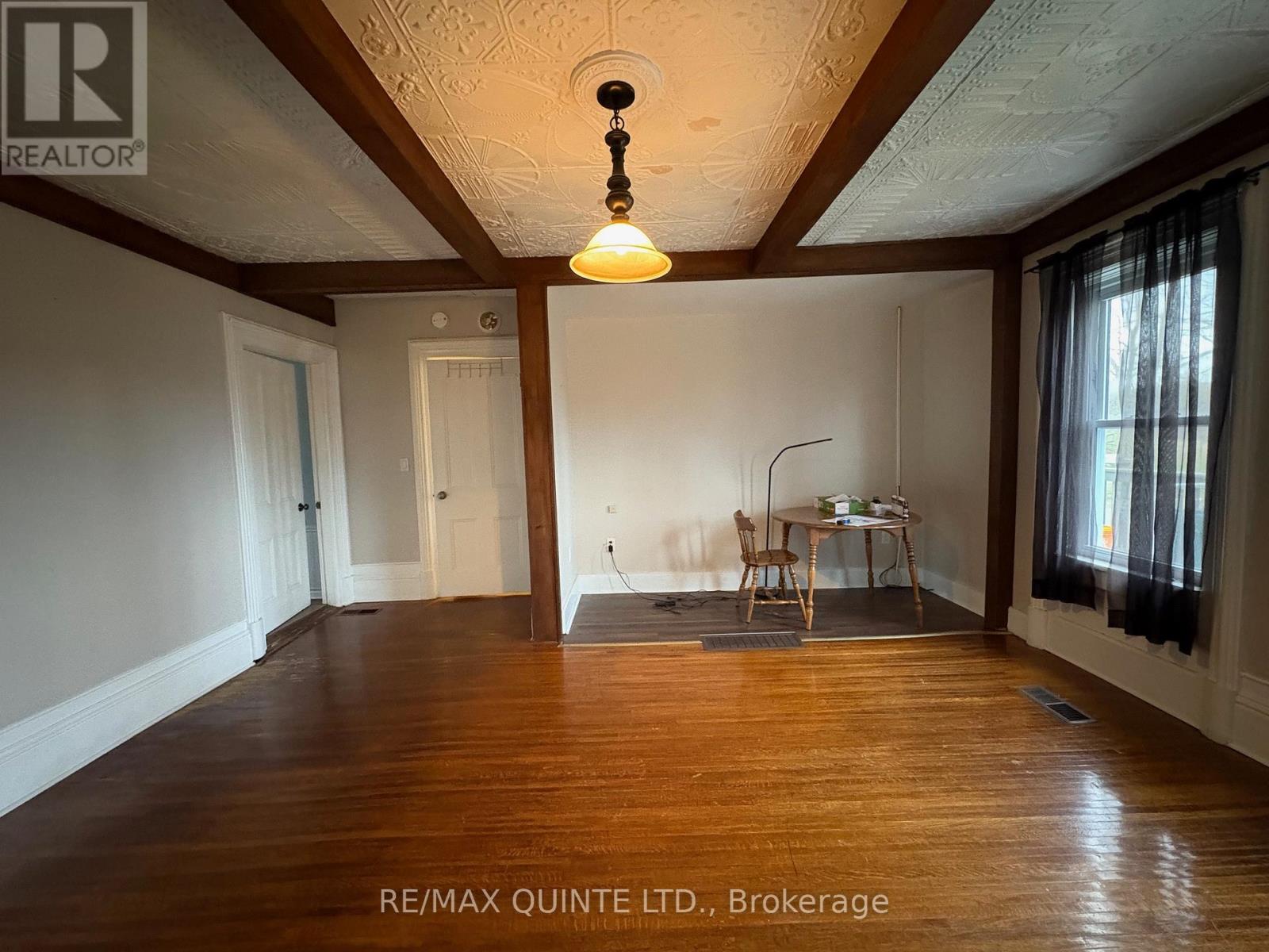 APT A - 979 COUNTY ROAD 30