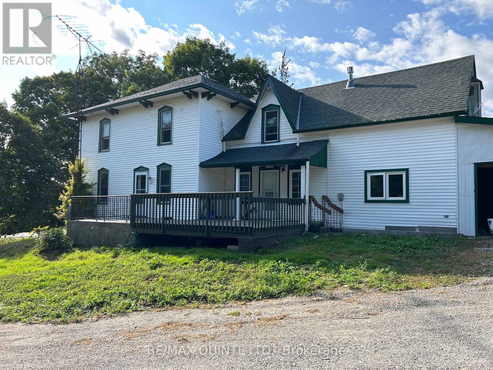 APT A - 979 COUNTY ROAD 30