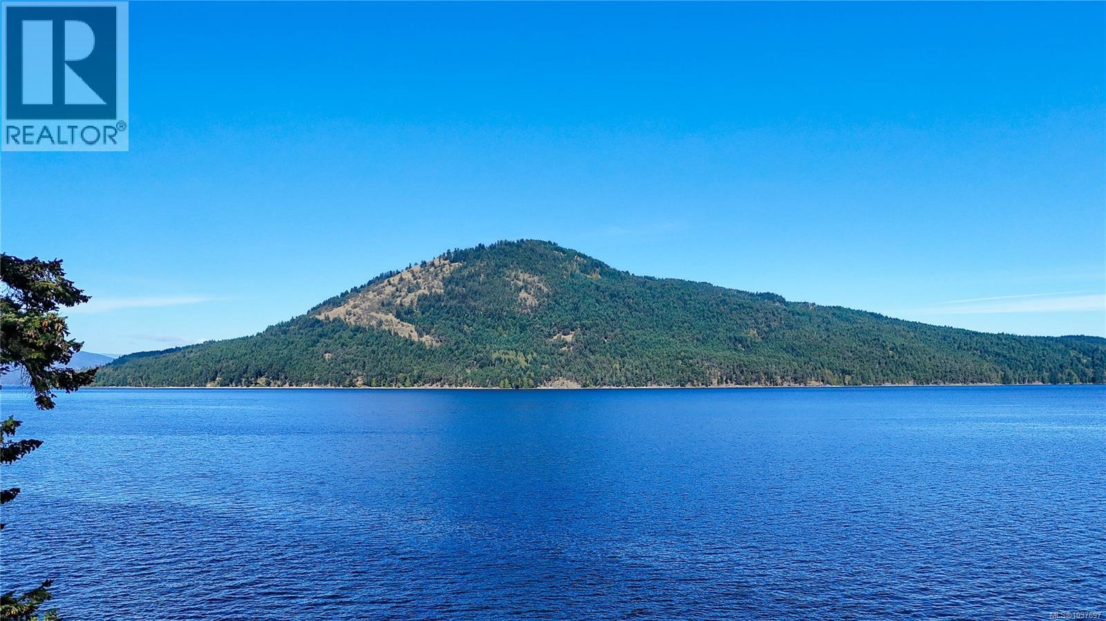 848 Lands End Rd