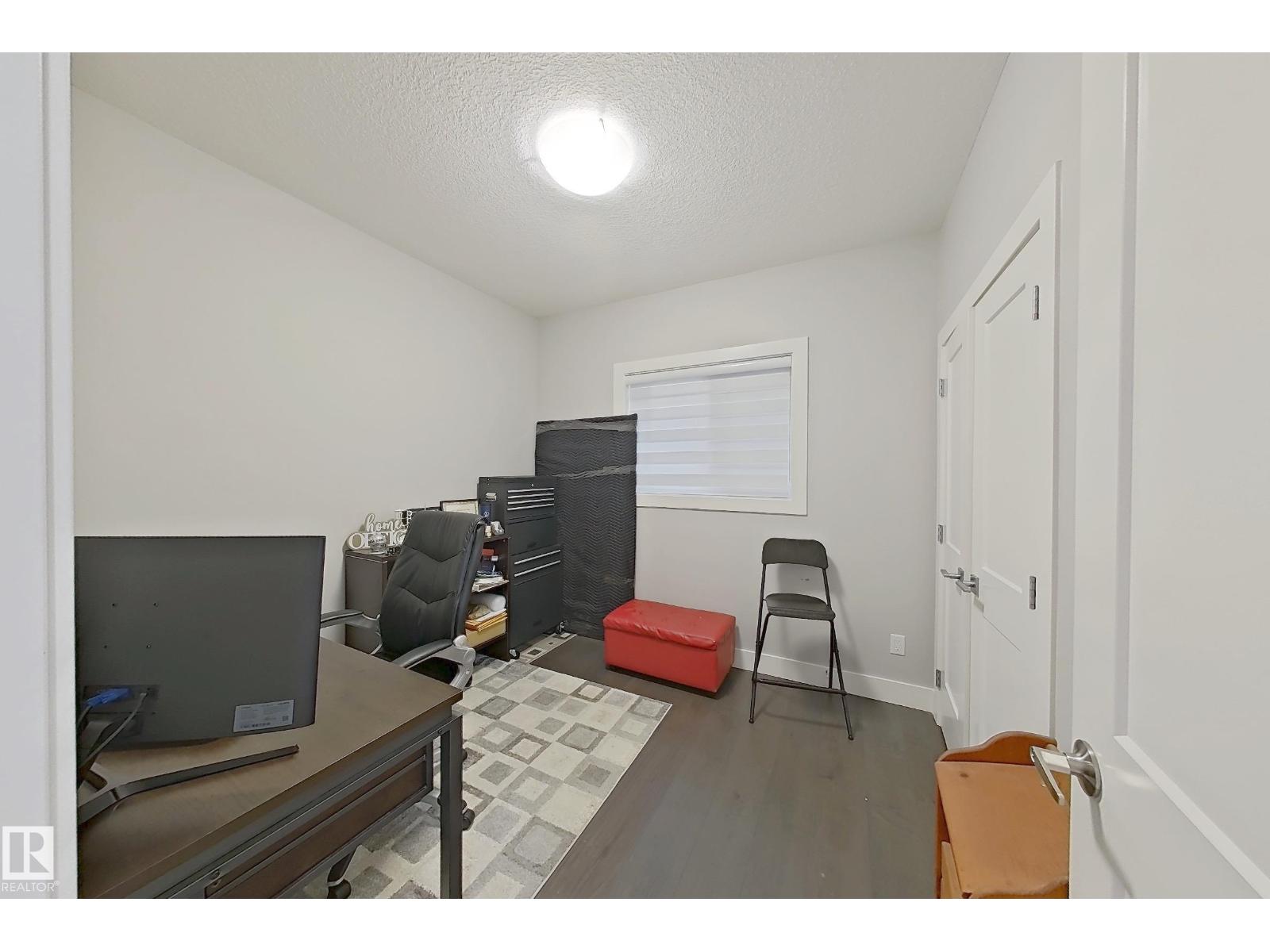 3107 13 AV NW