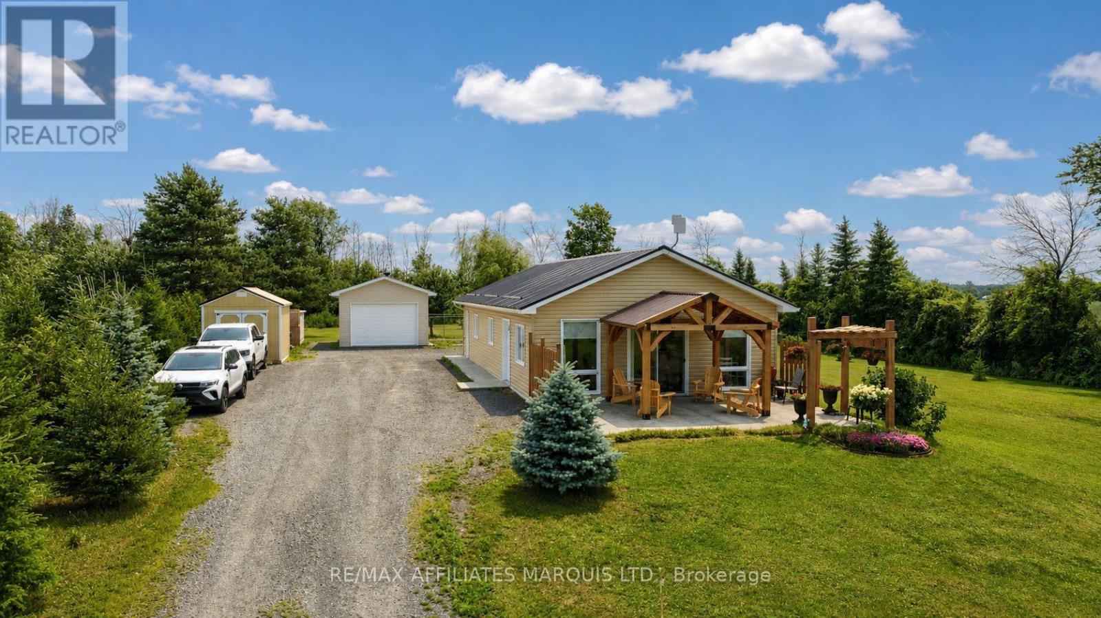 Photo 1 of 25 — 18442 DIVERSION ROAD, North Glengarry, ON K0C1B0