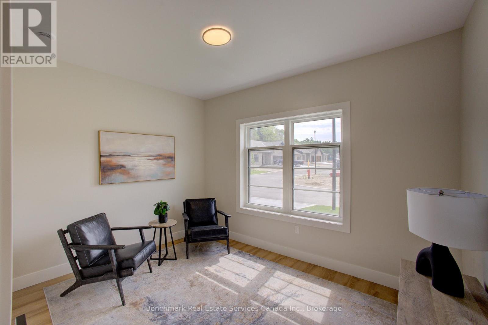 30 - 1182 QUEEN STREET