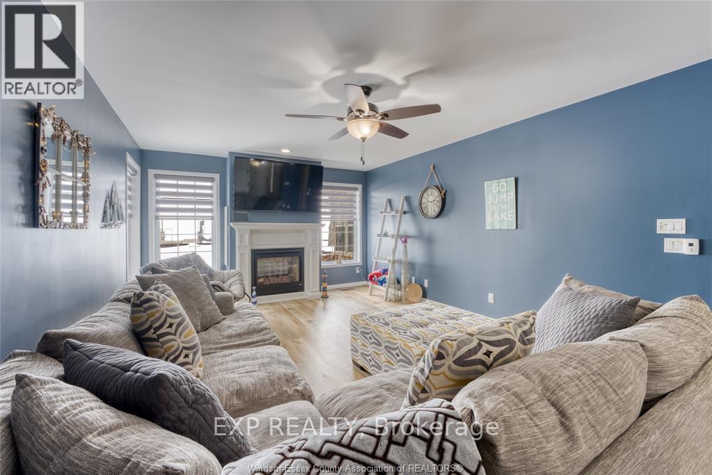 3214 ST. CLAIR ROAD