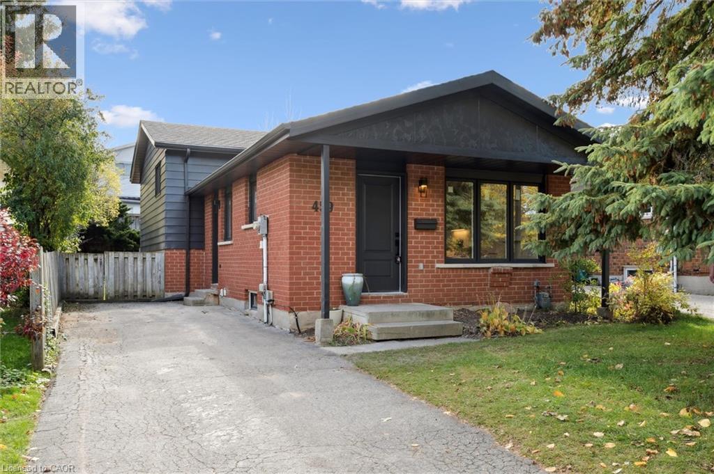 459 DRUMMERHILL Crescent