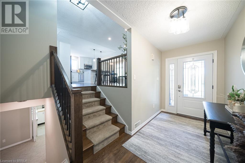 10 MYRTLEVILLE Drive