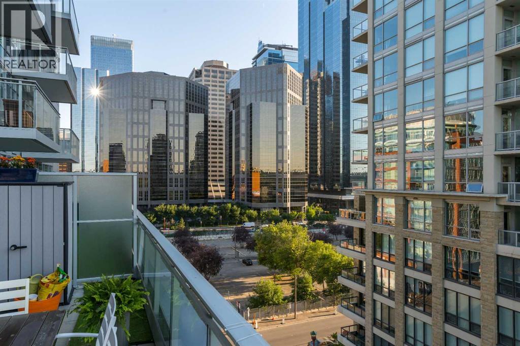 803, 108 Waterfront Court SW