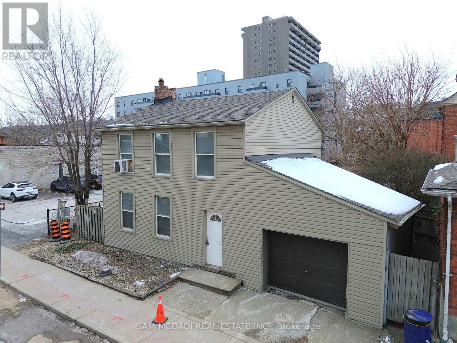 166 JACKSON STREET E