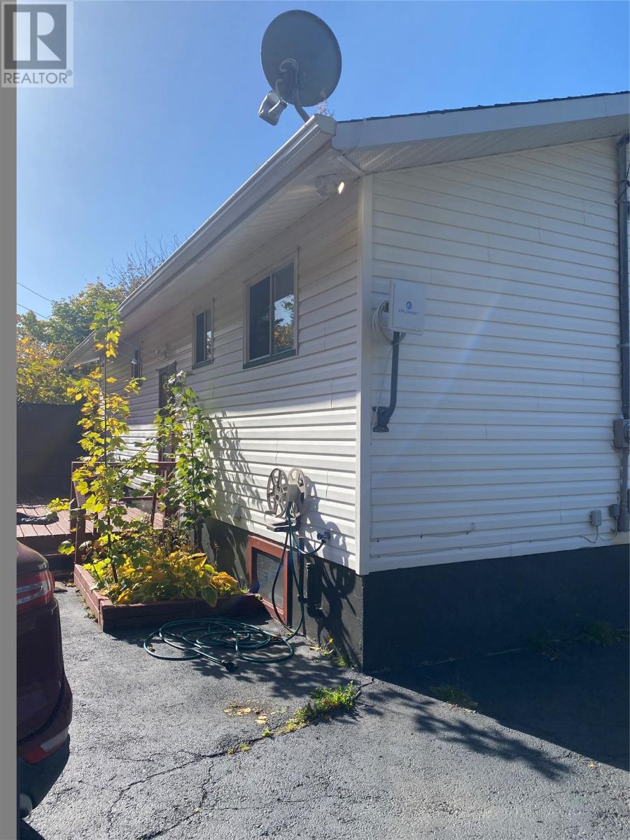 180 Freshwater Crescent