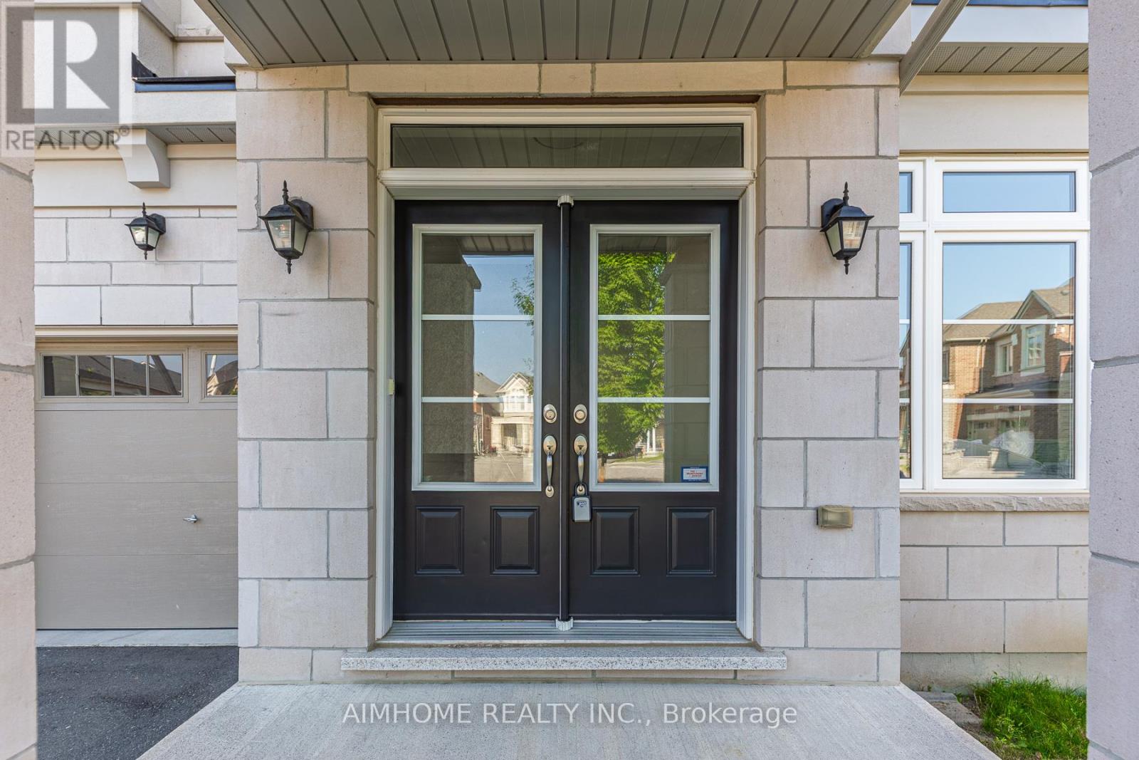 39 BOLSBY COURT