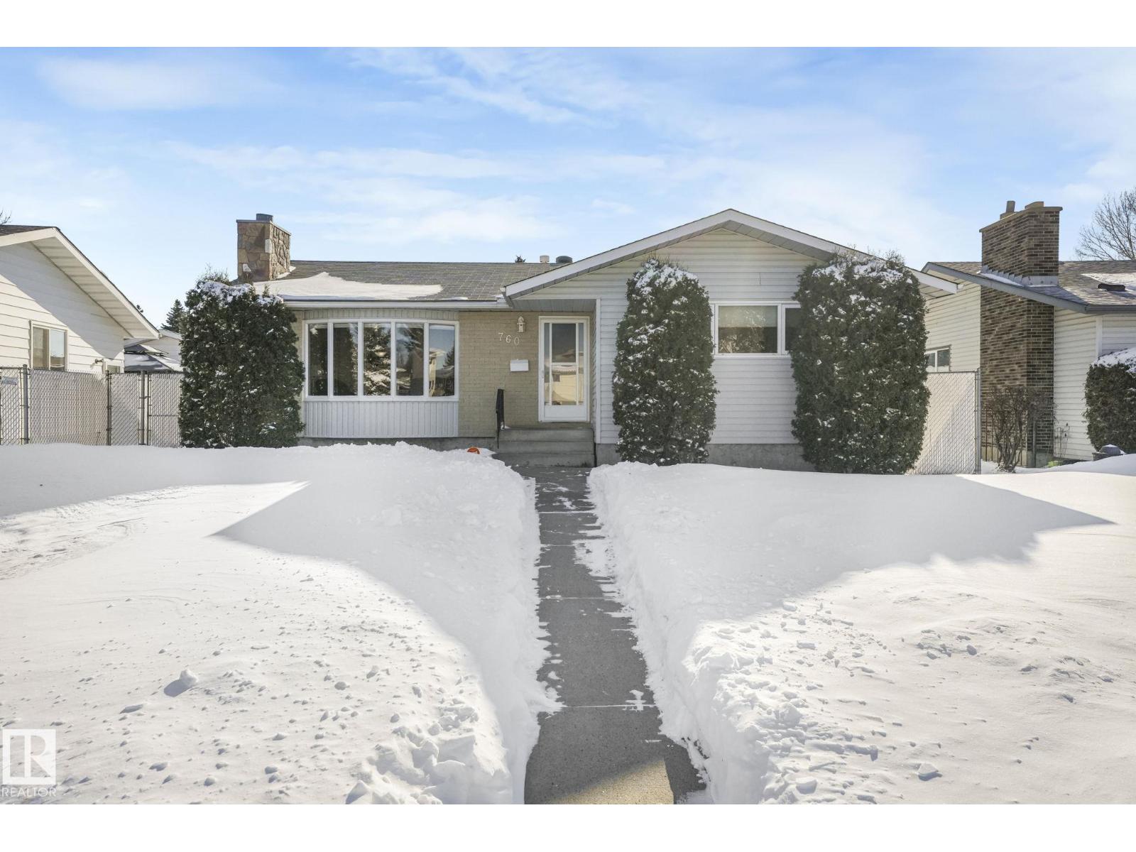 760 KNOTTWOOD RD S NW