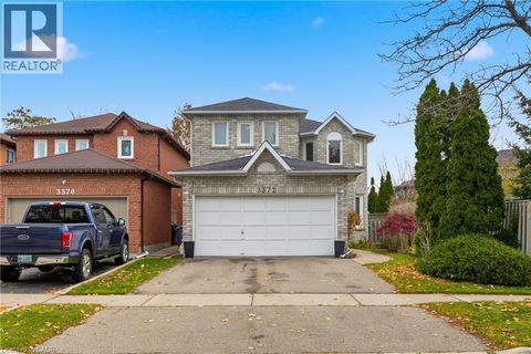 3372 BOBWHITE Mews Mississauga ON L5N6E7