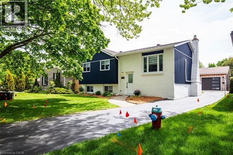 689 MACYOUNG Drive Kincardine ON N2Z1T1