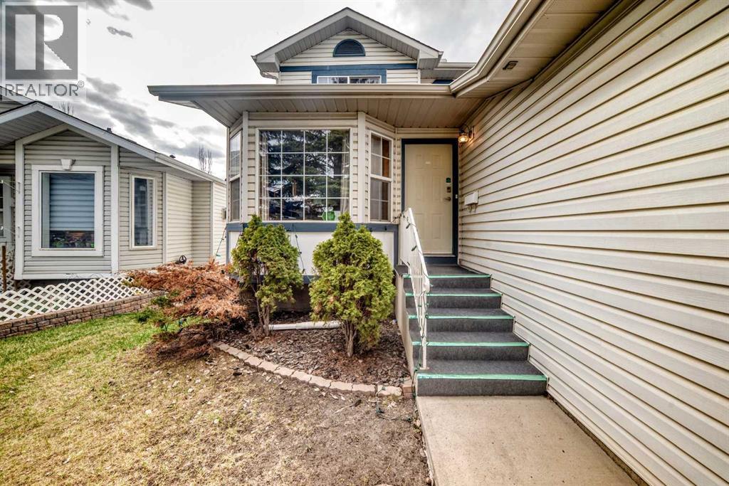264 hawkmount Close