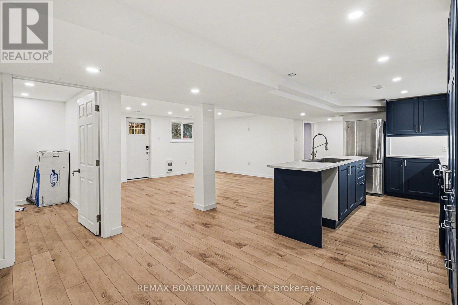 1399 ELLSWORTH LANE