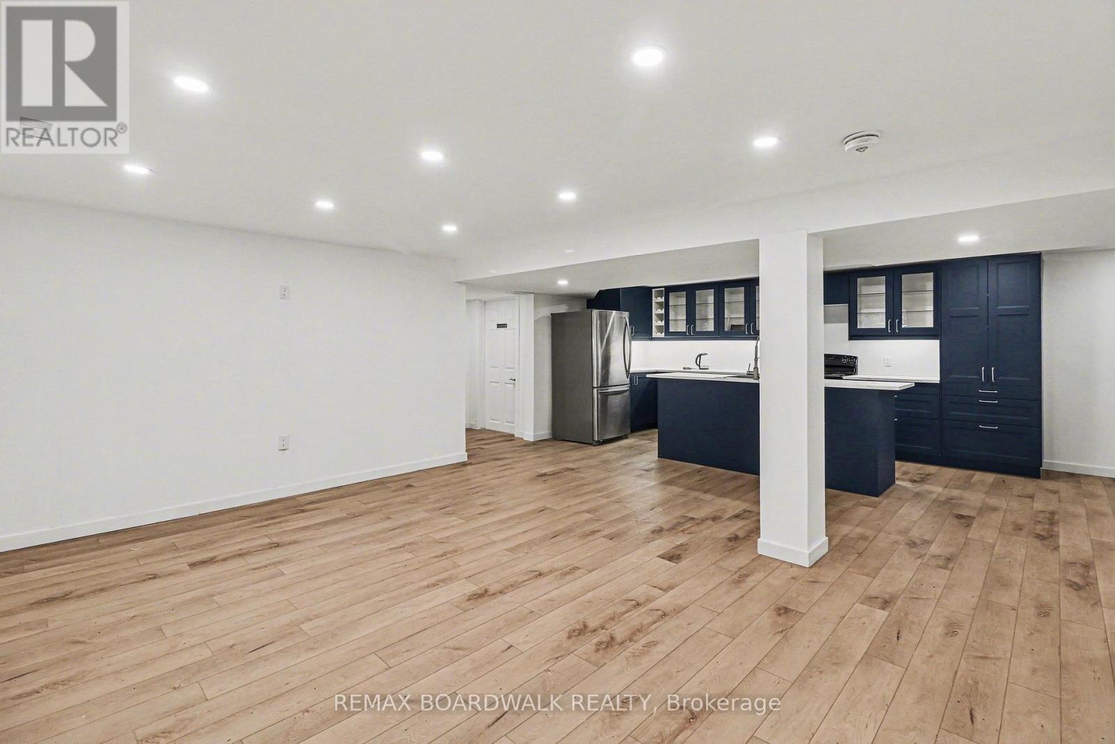 1399 ELLSWORTH LANE