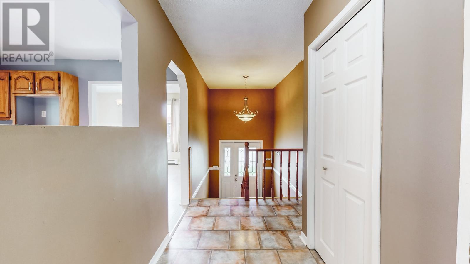 122 Frecker Drive