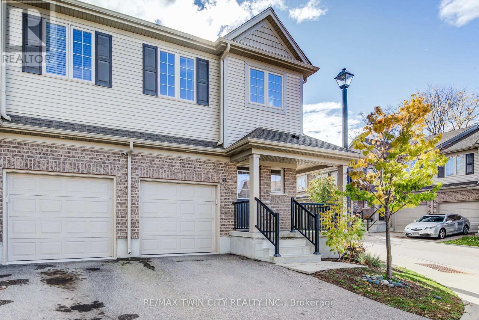 40 - 50 PINNACLE DRIVE