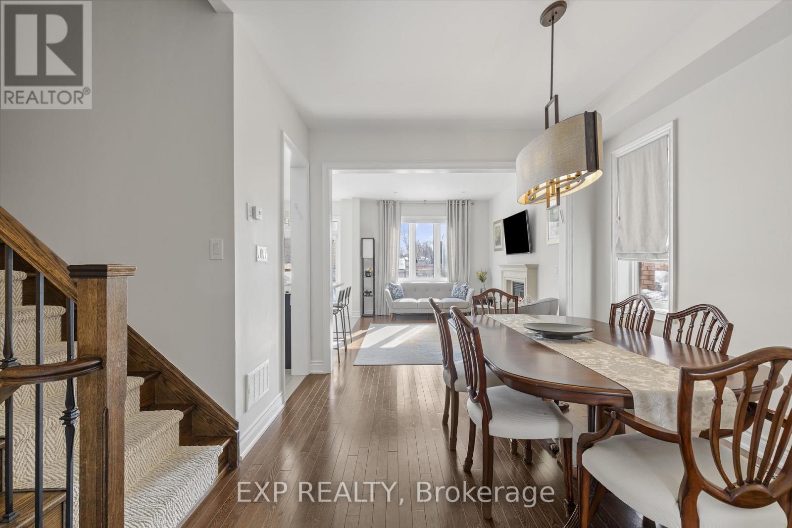 7 GOLDTHREAD TERRACE