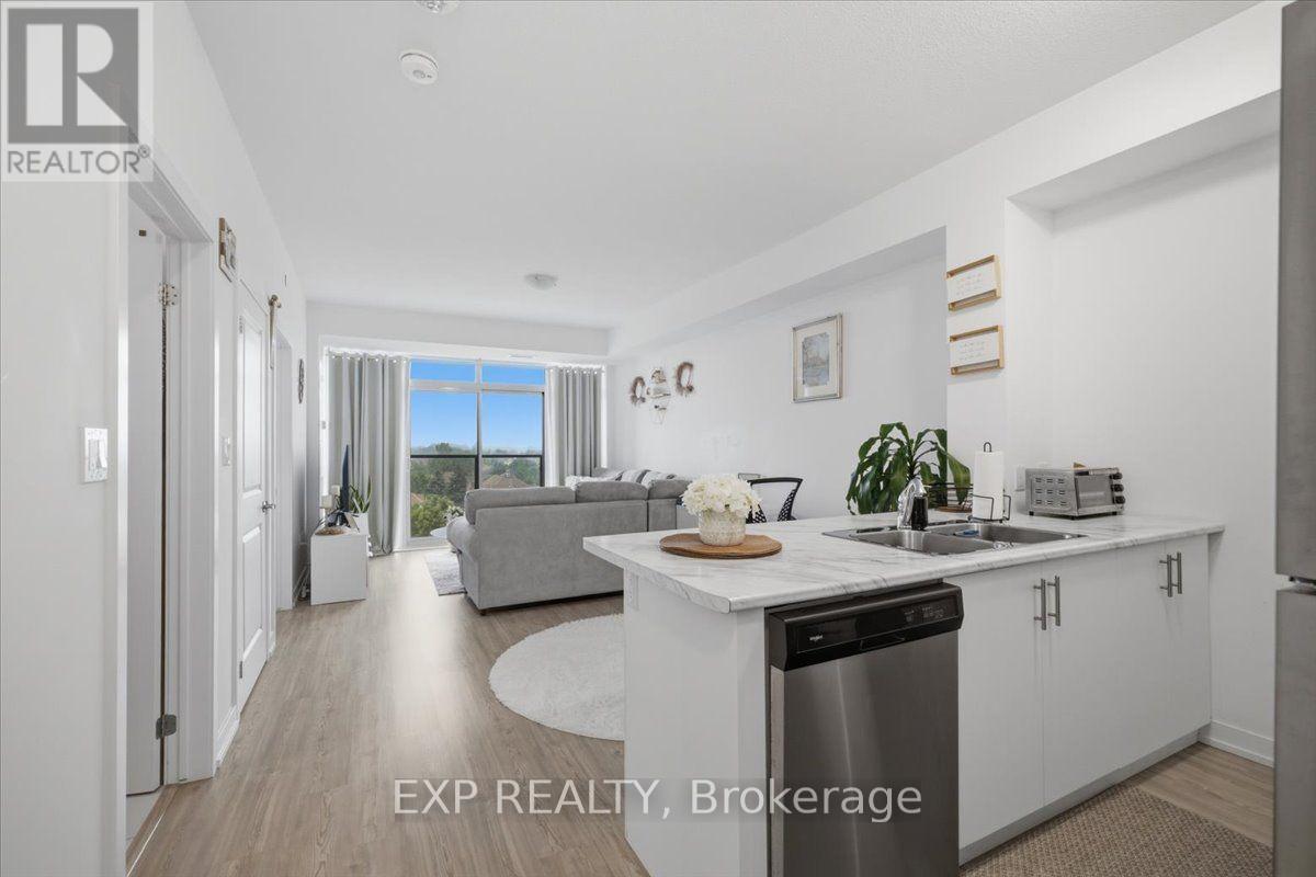 603 - 450 DUNDAS STREET E