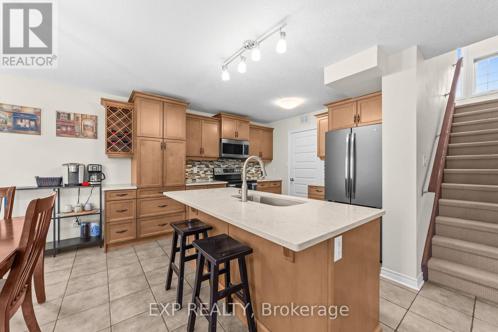 2095 SPRINGRIDGE DRIVE