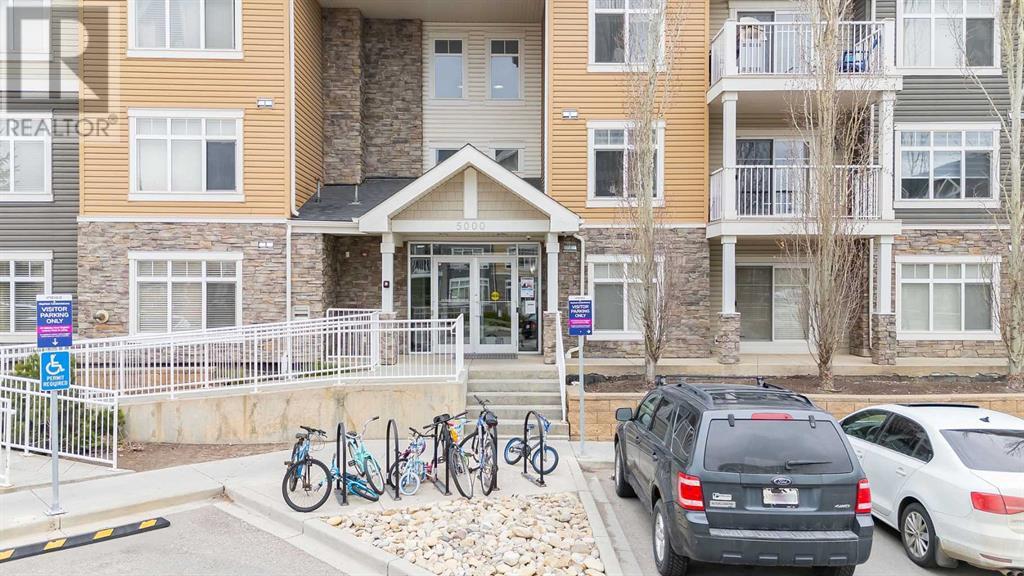 5212, 155 Skyview Ranch Way NE