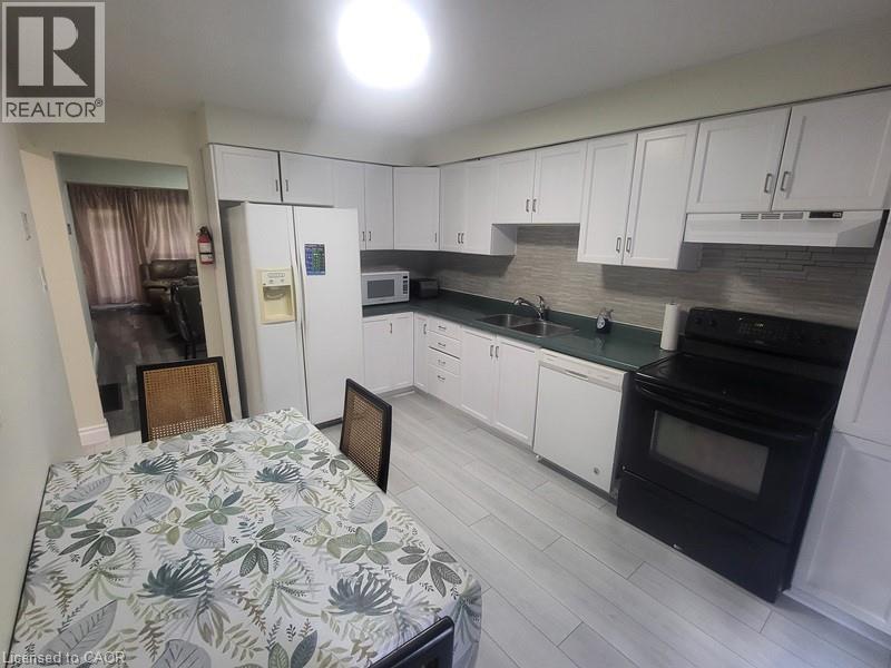 137 DOVERCLIFFE Road