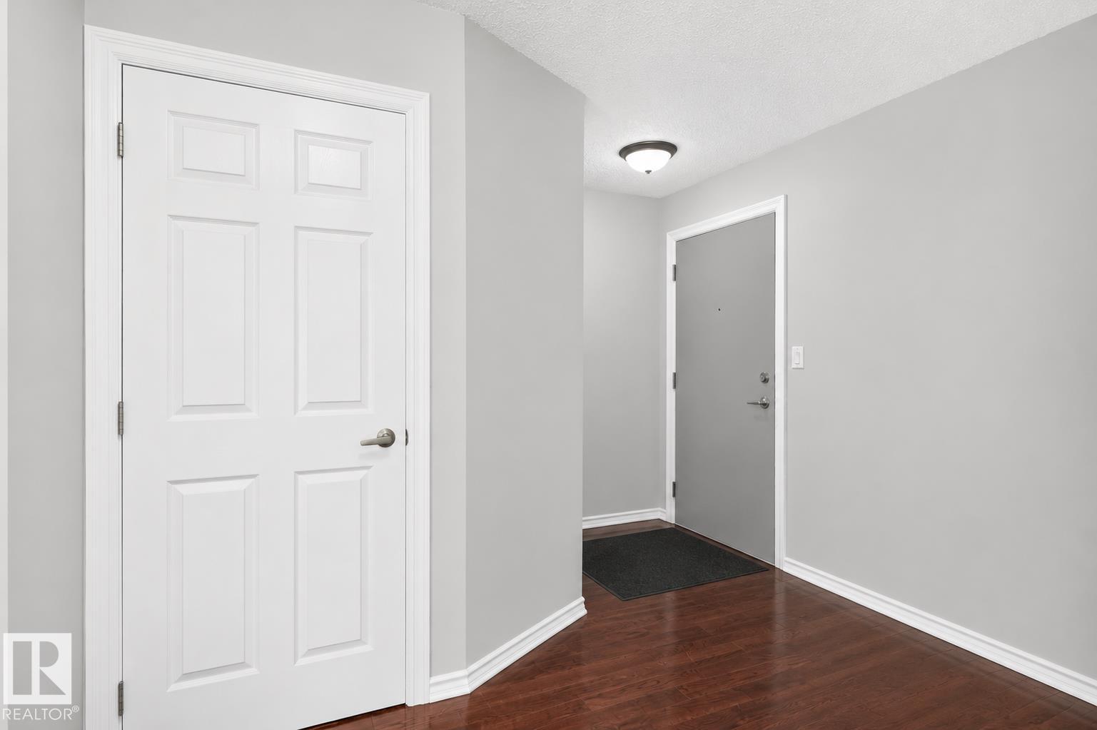 #411 4407 23 ST NW