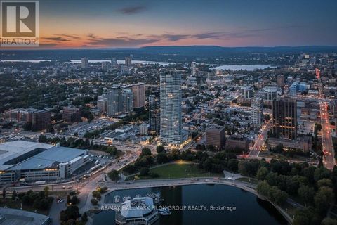 3907 - 805 CARLING AVENUE Ottawa ON K1S5W9