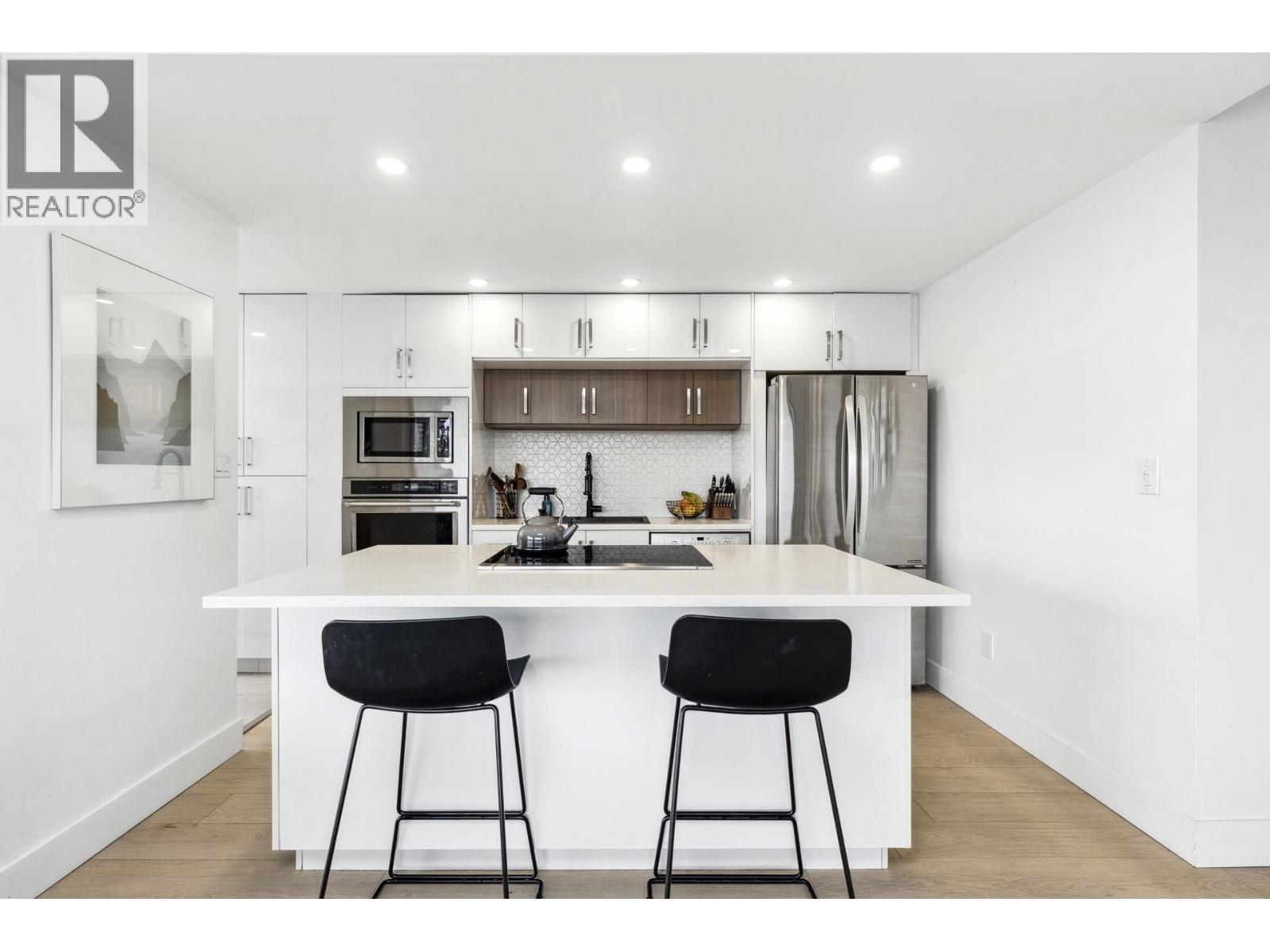 1003 140 E KEITH ROAD
