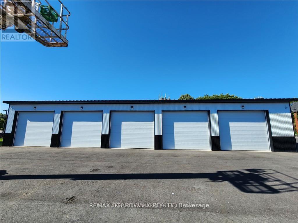Photo 1 of 5 — 26 FIRST (GARAGE) STREET W, Cornwall, ON K6J1B9