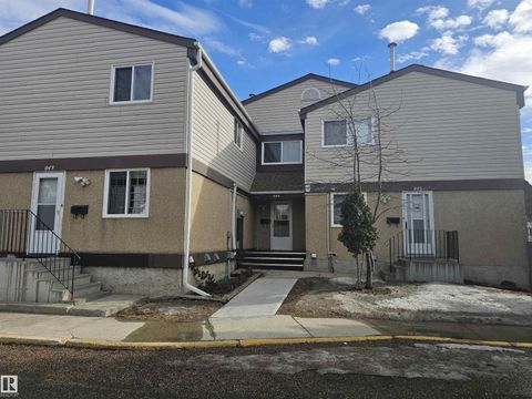 844 ERIN PL NW Edmonton AB T5T1M6