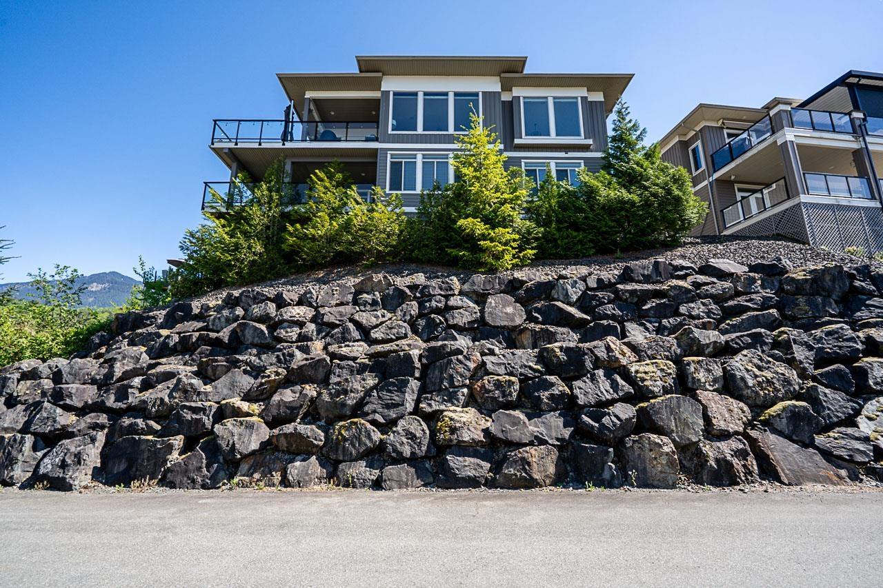 111 51075 FALLS COURT|Eastern Hillsides