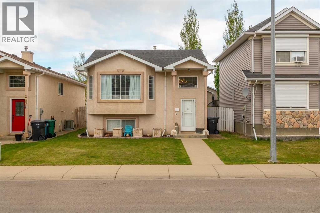 263 Peigan Court W