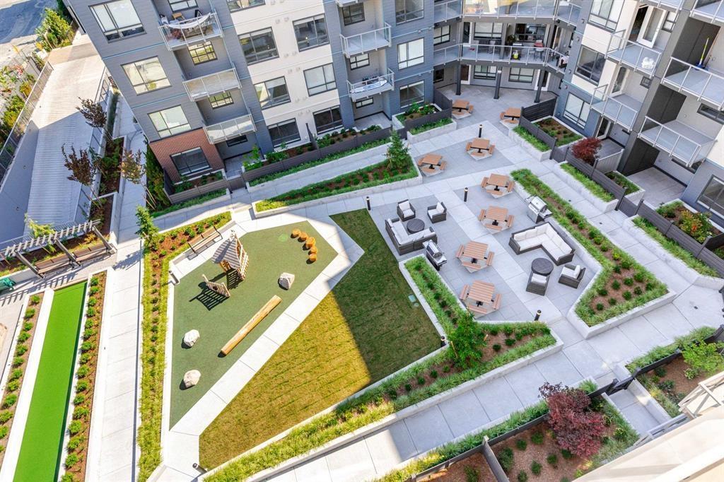 606 7936 206TH STREET