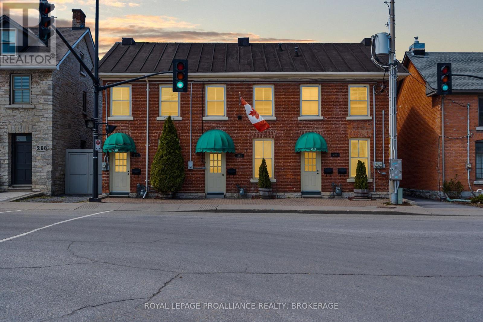 274 WELLINGTON STREET