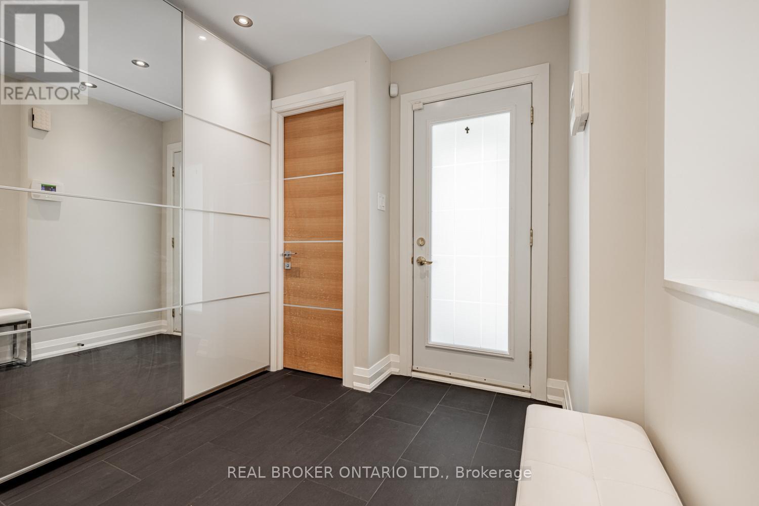 57 GLENMANOR WAY