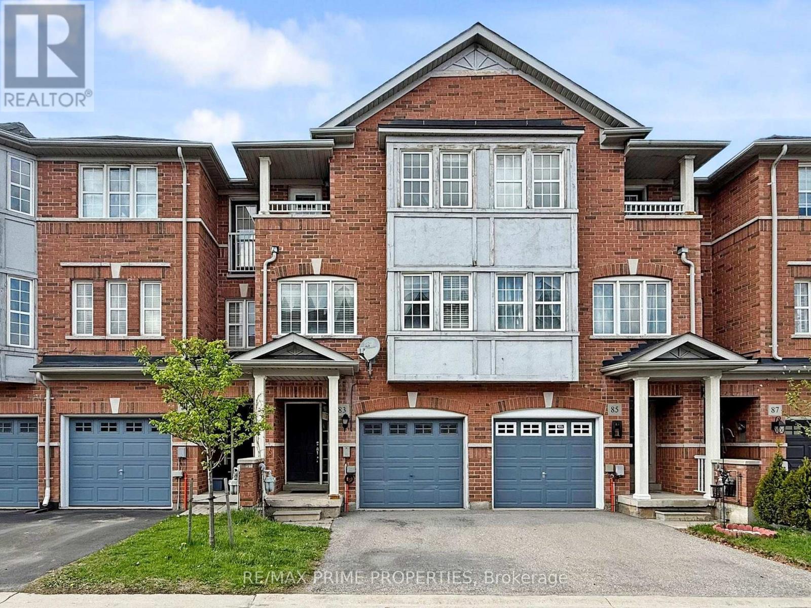 83 HUXTABLE LANE