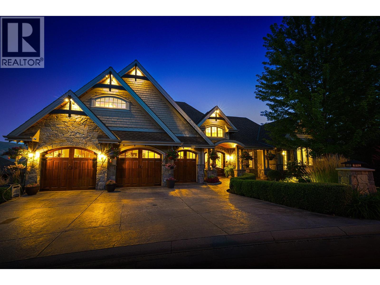 602 Falcon Point Way