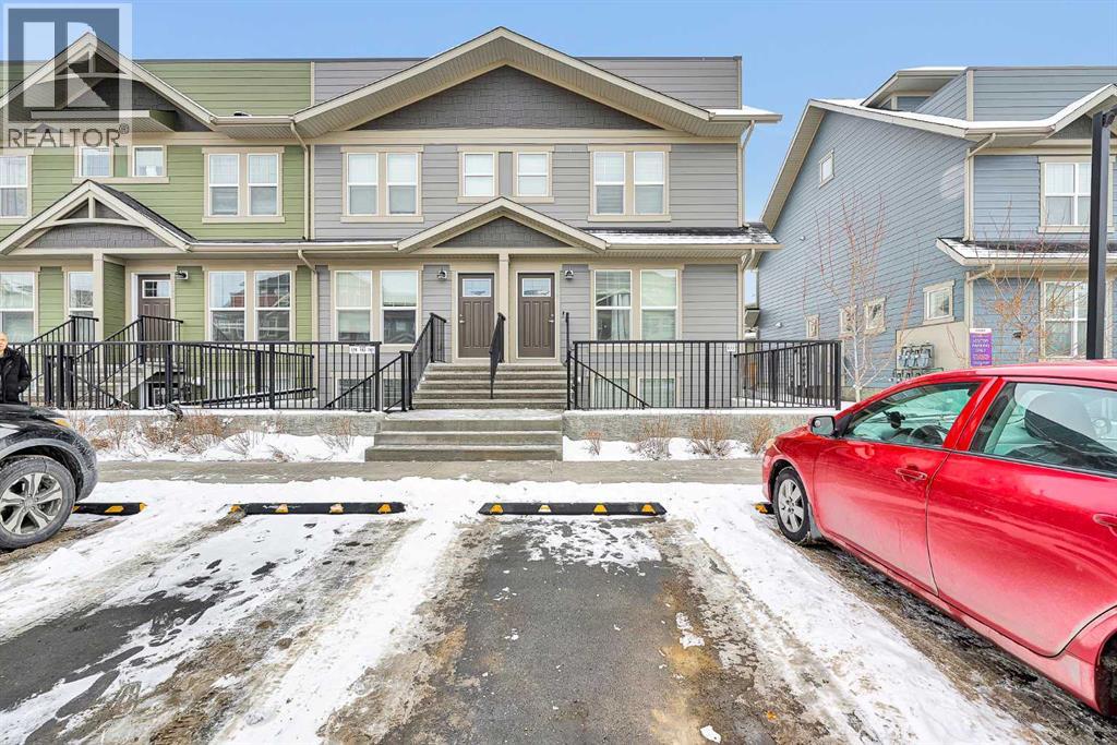 317 Cranbrook Square SE