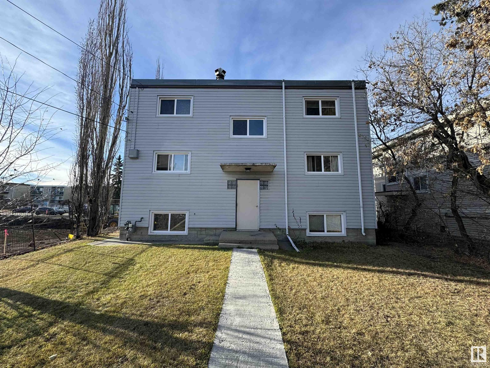 10125 154 ST NW