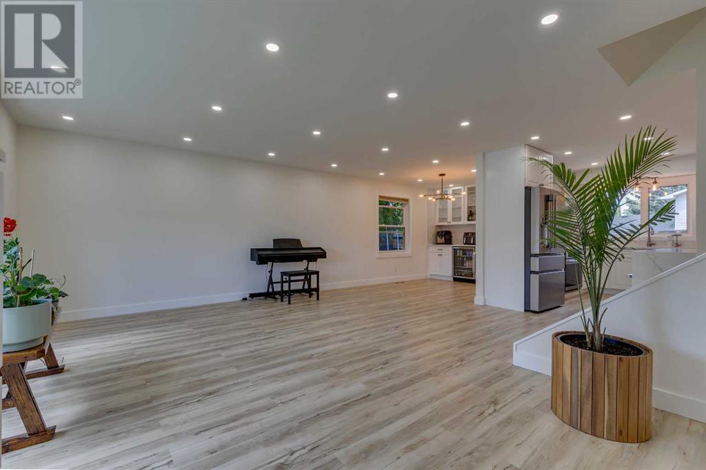 124 Brookmere Bay SW